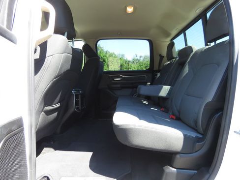 Used 2019 RAM 1500 Big Horn AWD/4WD image 19