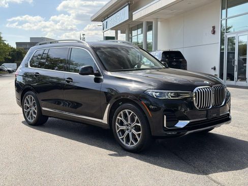 Used 2022 BMW X7 xDrive40i w/ Premium Package AWD/4WD image 3