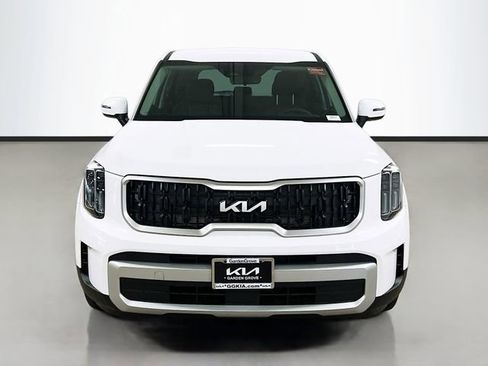New 2025 Kia Telluride LX image 2
