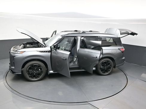 New 2026 INFINITI QX80 4WD w/ Sport Exterior Package image 42