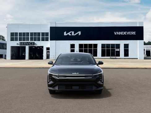 New 2026 Kia K4 FWD image 3