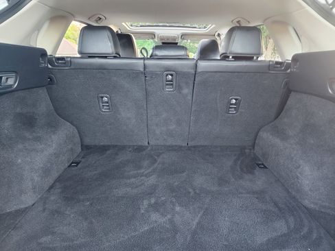 Used 2018 MAZDA CX-5 Touring w/ Preferred Equipment Package FWD image 12