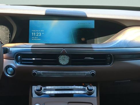 Used 2021 Genesis G90 3.3T Premium RWD image 13