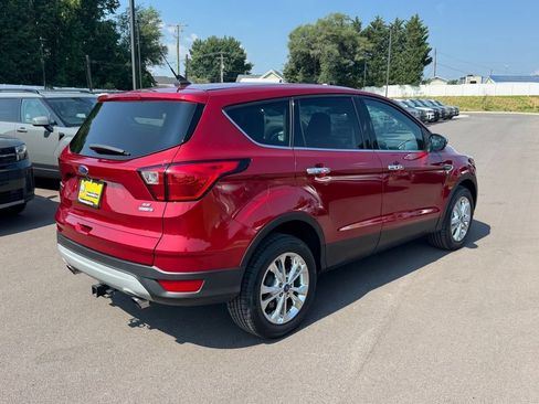 Used 2019 Ford Escape SE AWD/4WD image 3