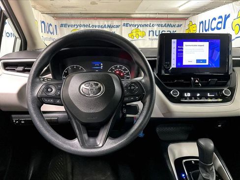 Used 2023 Toyota Corolla LE FWD image 17