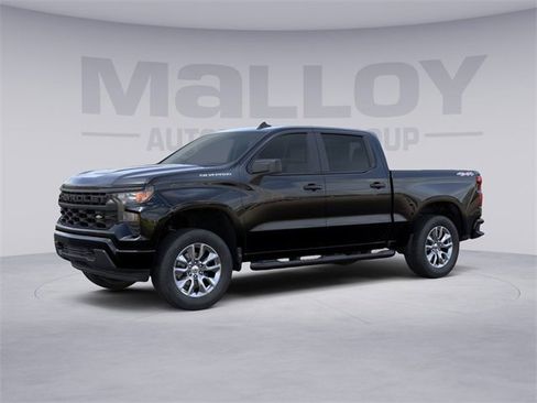 New 2026 Chevrolet Silverado 1500 Custom image 2