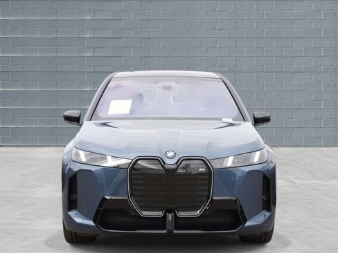 Used 2026 BMW iX M70 image 2