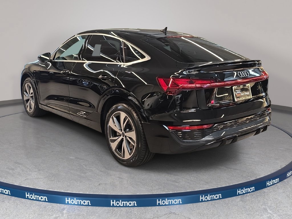 Used 2024 Audi Q8 e-tron Premium Plus w/ Premium Plus Package AWD/4WD image 8