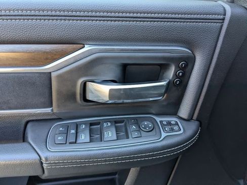 Used 2024 RAM 2500 Laramie image 29