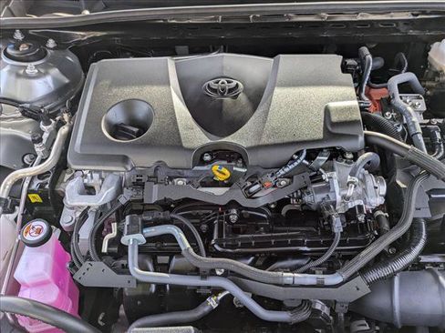 Used 2025 Toyota Camry SE FWD image 22