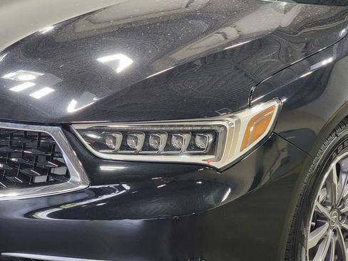 Used 2020 Acura TLX FWD image 9