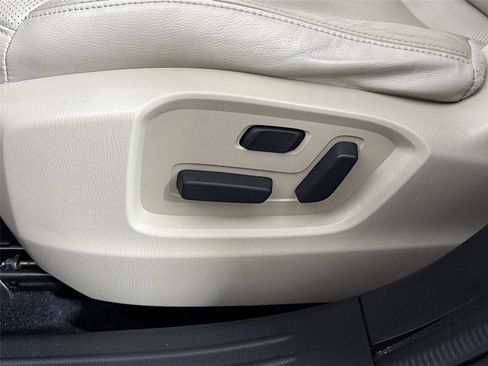 Used 2016 MAZDA CX-9 Touring image 29