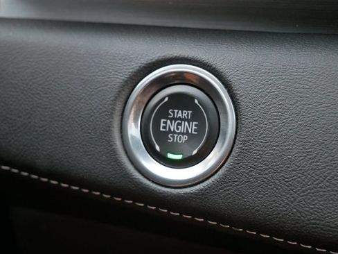 Used 2023 Cadillac Escalade Premium Luxury w/ Performance Package AWD/4WD image 26