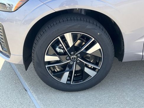 New 2026 Volvo XC60 B5 Core w/ Protection Package Premier image 8