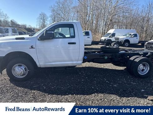 New 2024 RAM 3500 Tradesman image 3