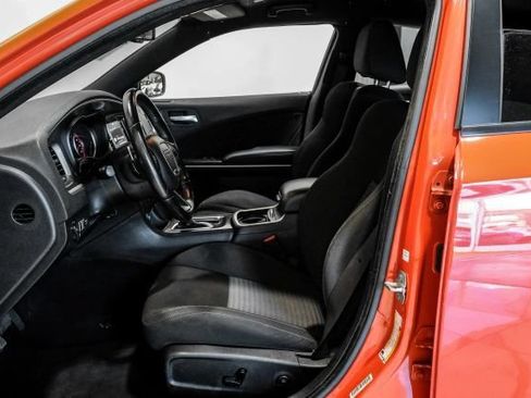 Used 2020 Dodge Charger R/T RWD image 5