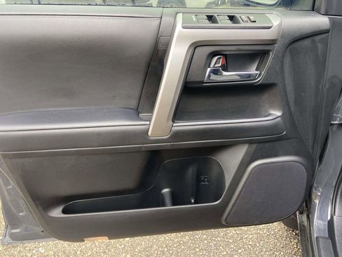 Used 2024 Toyota 4Runner SR5 image 12