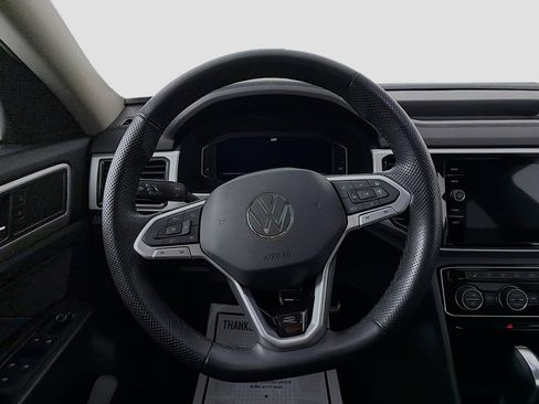 Used 2023 Volkswagen Atlas SEL R-Line image 11