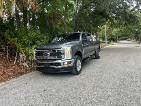 Used 2024 Ford F250 XLT AWD/4WD image 7