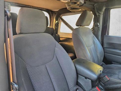 Used 2013 Jeep Wrangler Sport image 15