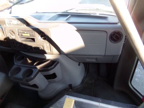 Used 2019 Ford E-450 and Econoline 450 Super Duty w/ Shuttle Bus Prep Package RWD image 23