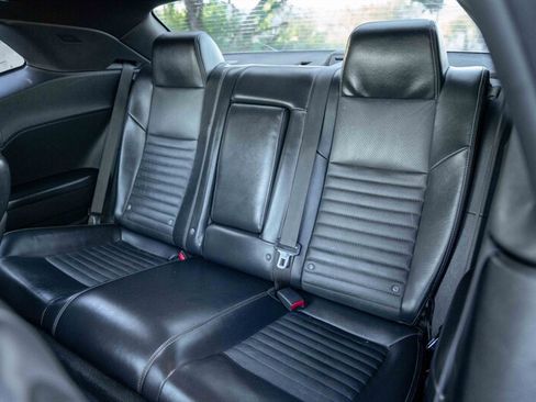 Used 2013 Dodge Challenger SXT RWD image 15