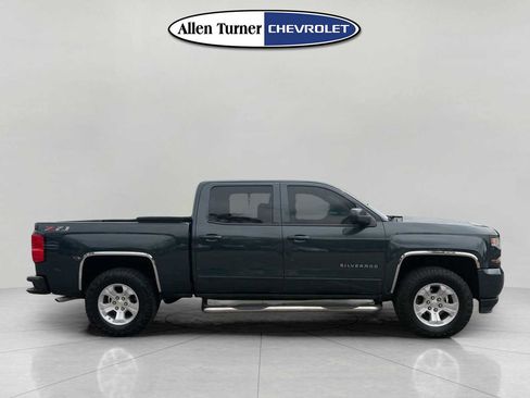 Used 2018 Chevrolet Silverado 1500 LT w/ All Star Edition AWD/4WD image 3