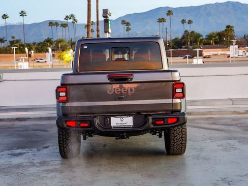 New 2026 Jeep Gladiator Rubicon image 8