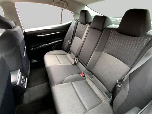 Used 2025 Toyota Camry LE FWD image 20