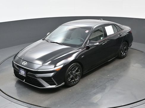 Certified 2025 Hyundai Elantra N Line image 35