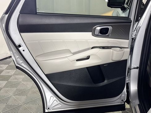 Used 2022 Kia Sorento SX Prestige image 20