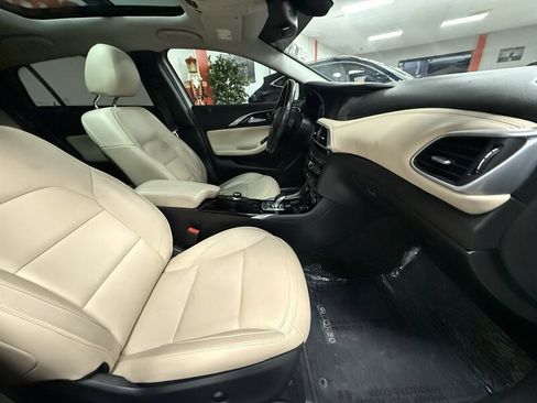 Used 2019 INFINITI QX30 w/ Cargo Package FWD image 11