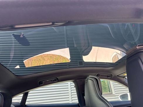 Used 2025 Porsche Taycan 4S image 15