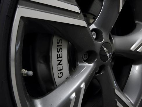 New 2025 Genesis GV80 3.5T Prestige image 10