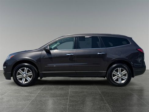Used 2017 Chevrolet Traverse LT AWD/4WD image 2