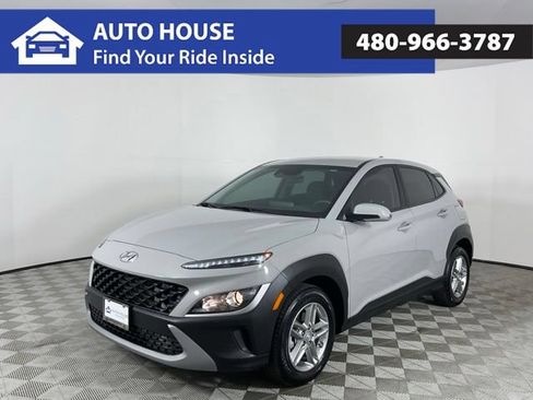 Used 2023 Hyundai Kona SE FWD image 1