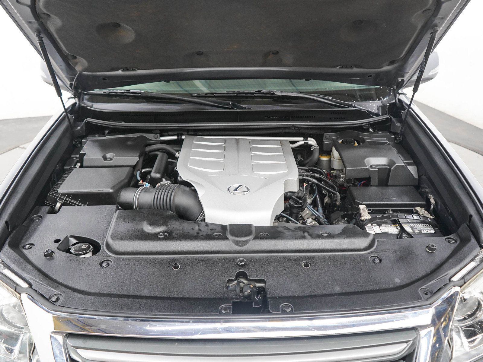 Used 2015 Lexus GX 460 w/ Premium Package AWD/4WD image 30
