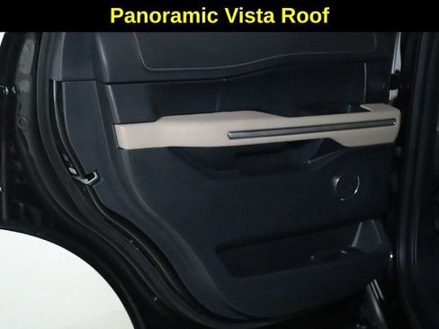 Used 2023 Ford Expedition Limited image 13