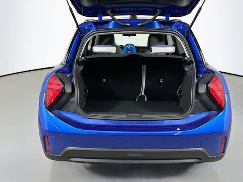 Certified 2025 MINI Cooper 2-Door Hardtop image 25