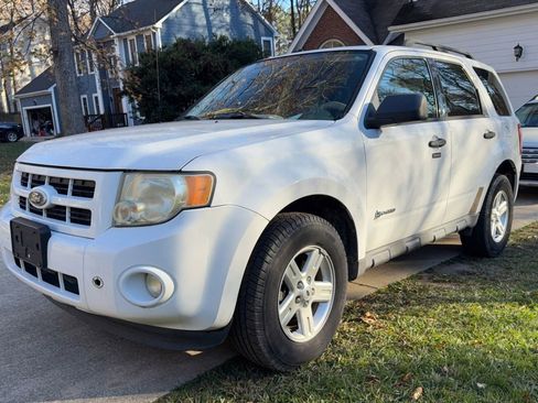 Used 2010 Ford Escape 2WD Hybrid image 3