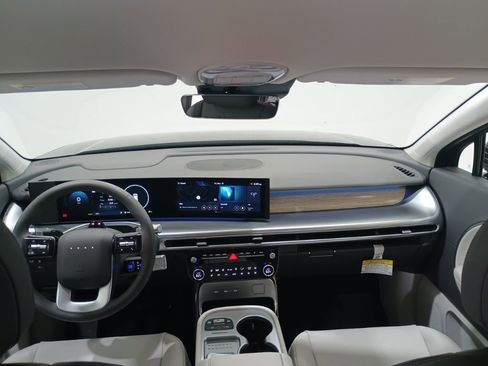 New 2026 Hyundai Ioniq 9 SEL AWD/4WD image 16