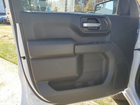 New 2026 Chevrolet Silverado 1500 Custom Trail Boss w/ LPO, Dark Essentials Package image 19