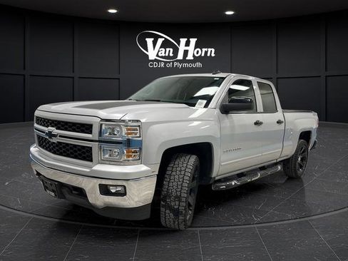 Used 2015 Chevrolet Silverado 1500 LT w/ Rally 2 Edition image 4