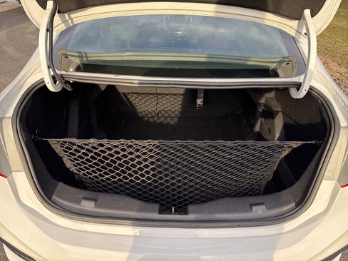 Used 2017 Chevrolet Cruze LT w/ RS Package image 5