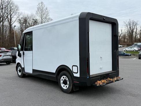 New 2025 Chevrolet Brightdrop 400 w/ Battery Pack, Max Range image 4