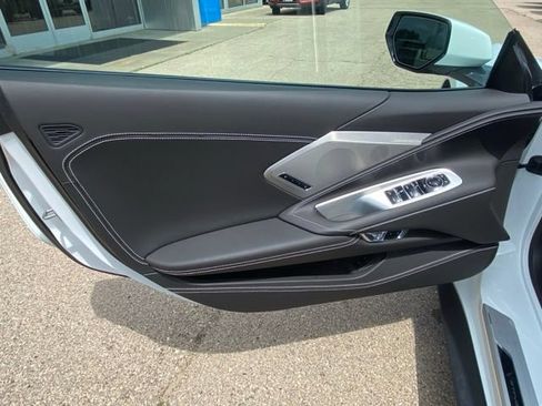 Used 2024 Chevrolet Corvette Stingray Premium Conv w/ Battery Protection Package RWD image 8