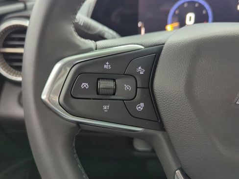 Used 2026 Chevrolet Trax ACTIV w/ Driver Confidence Package FWD image 13