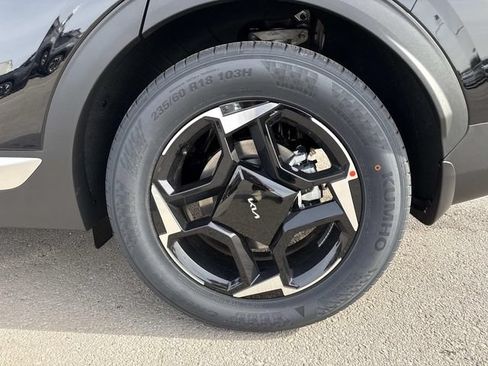 Certified 2026 Kia Sportage EX FWD image 25