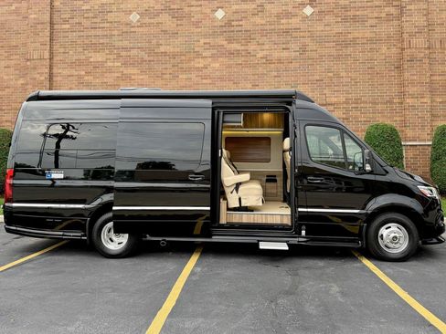 Used 2020 Mercedes-Benz Sprinter 3500 image 58