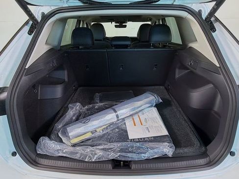 New 2026 Volkswagen Tiguan SE image 26